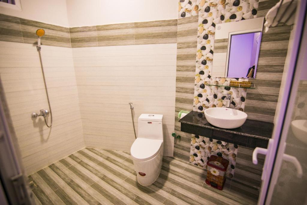 Sunny Hotel Куинён Экстерьер фото