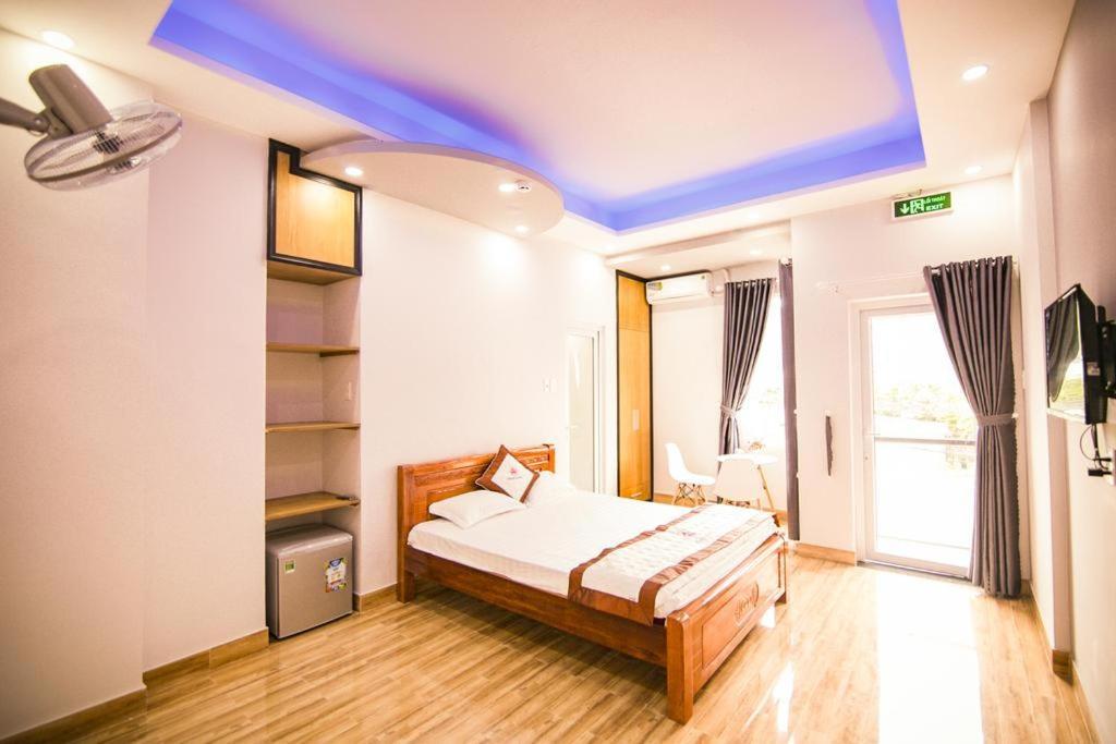 Sunny Hotel Куинён Экстерьер фото